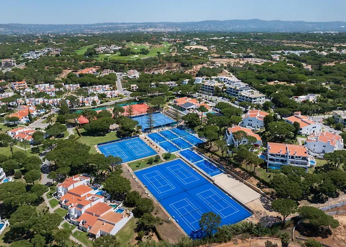 Vale Do Lobo Resort